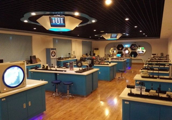 5e70e8fcc3cdf.jpg 5e70e8fcc3cdf.jpg